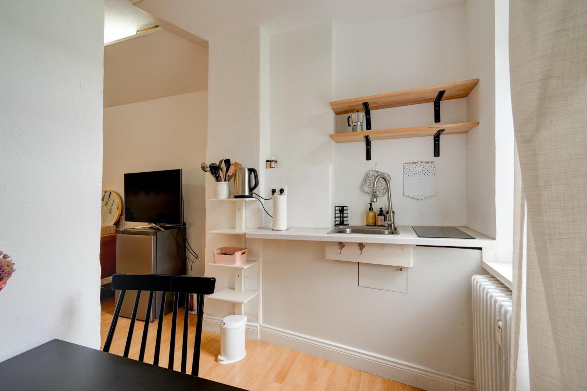 Apartment Mit 2 Schlafzimmern Am Bergpark Wilhelmshoehe Кассель Екстер'єр фото